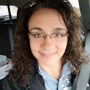 Meet your Posher, Jenelle